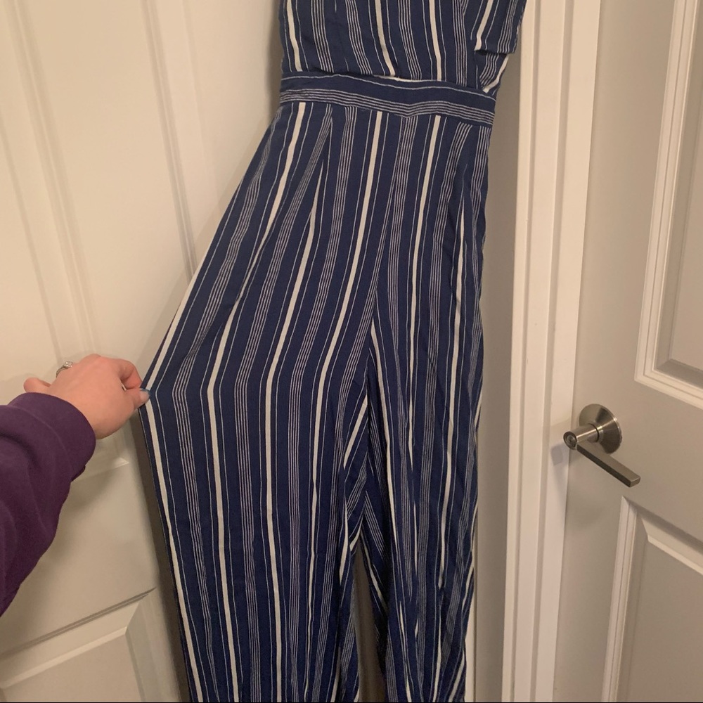 Lulus Jumpsuit Xsmall - Picture 5 of 6